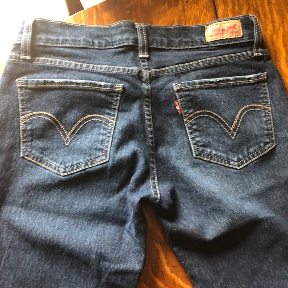 Levi’s sz 9M 524 too superlow